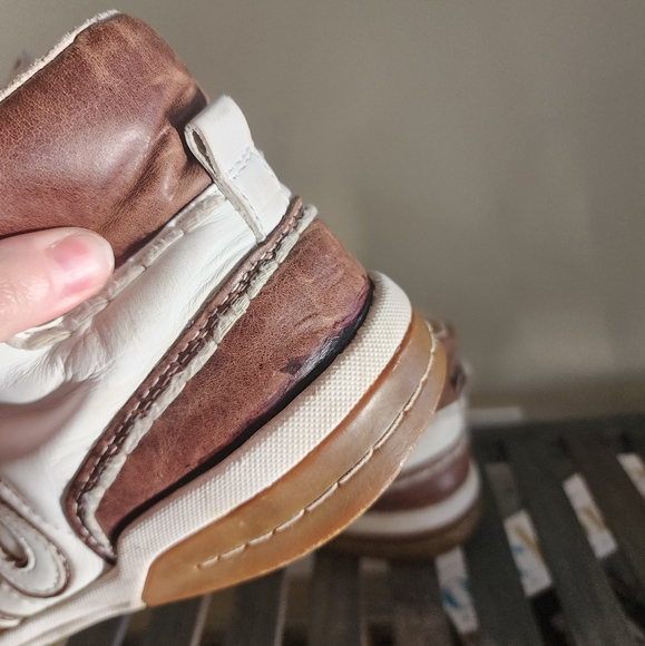 Mens 9 True Religion Leather High Tops Brown/White - Picture 2 of 9